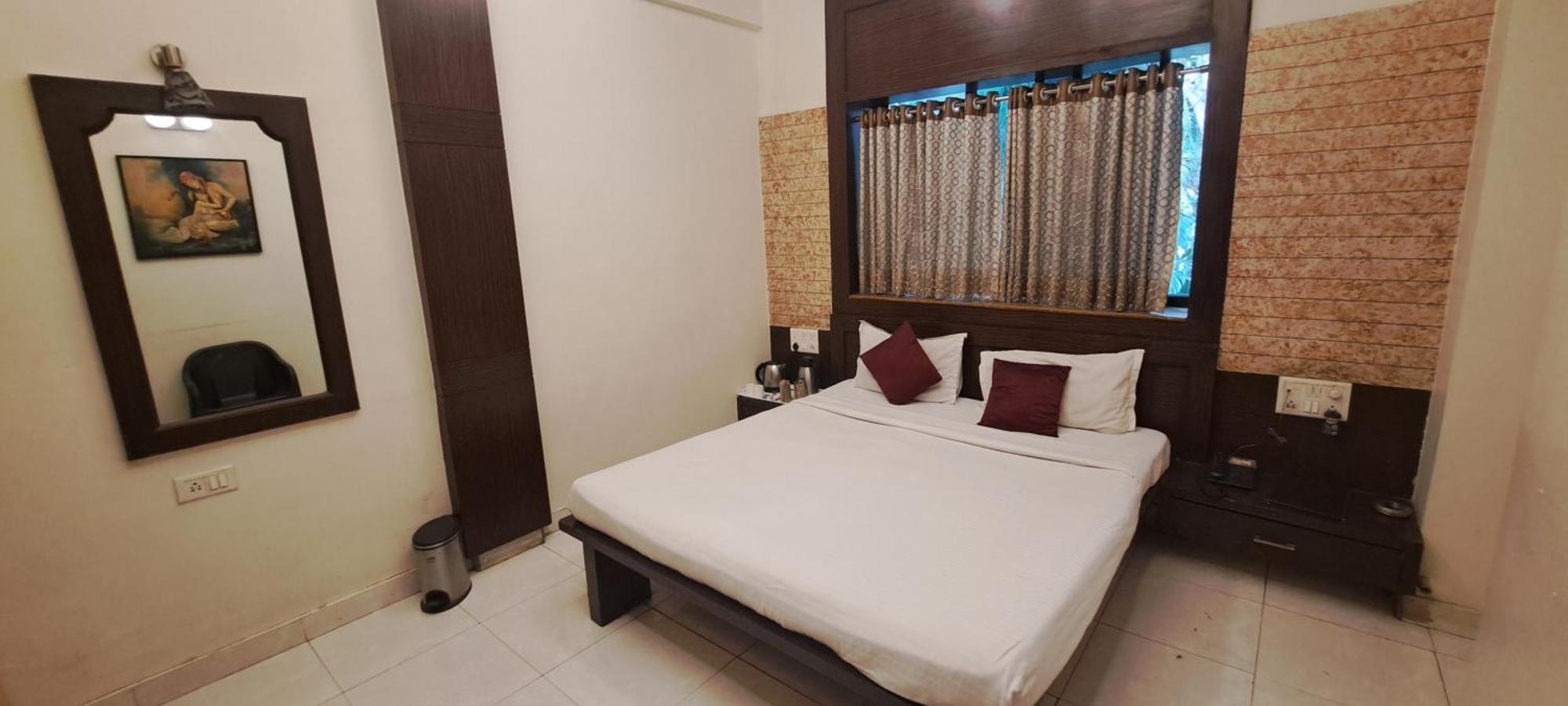 Hotel Shivam Pune Eksteriør billede