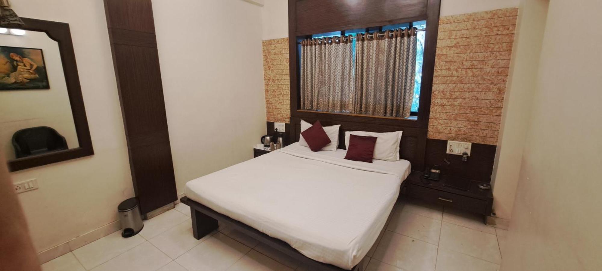 Hotel Shivam Pune Eksteriør billede