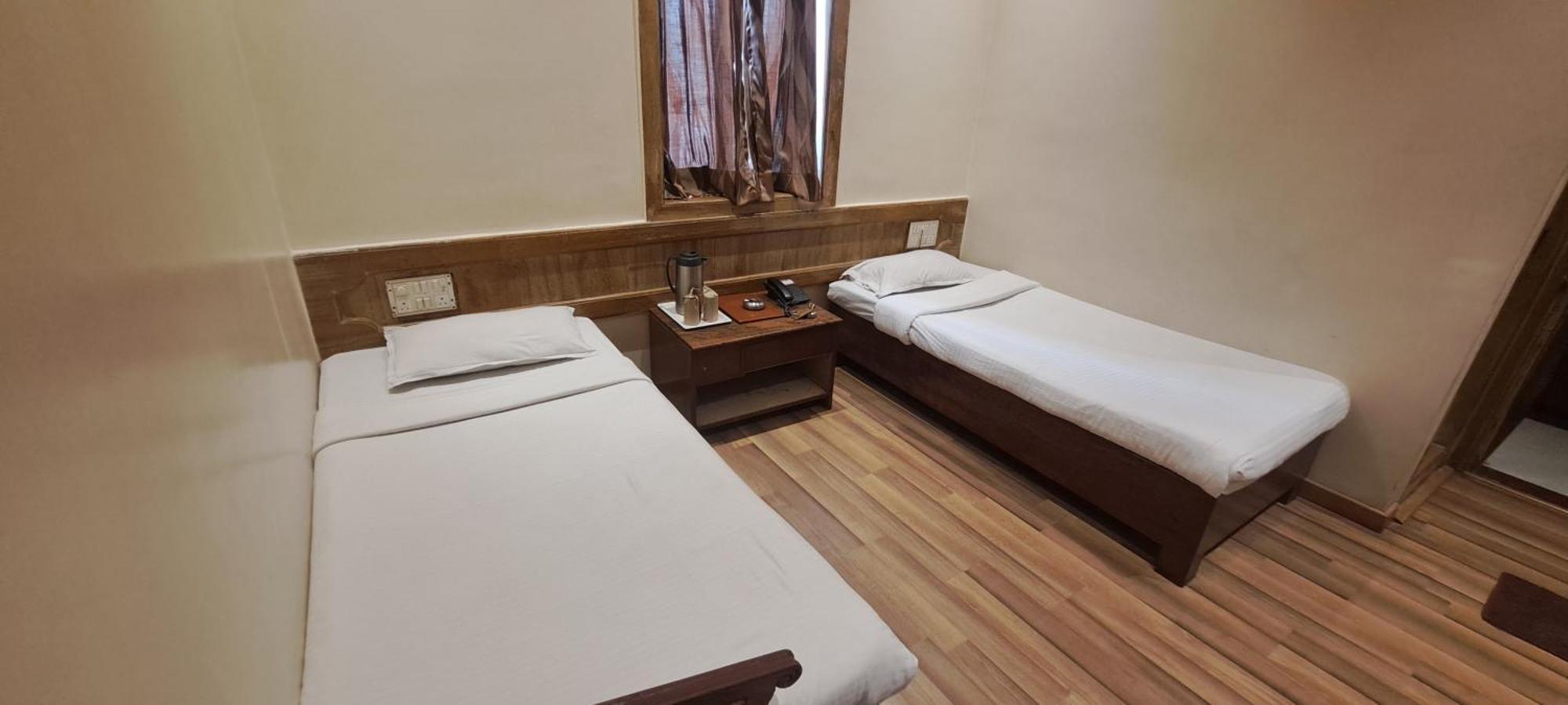 Hotel Shivam Pune Eksteriør billede