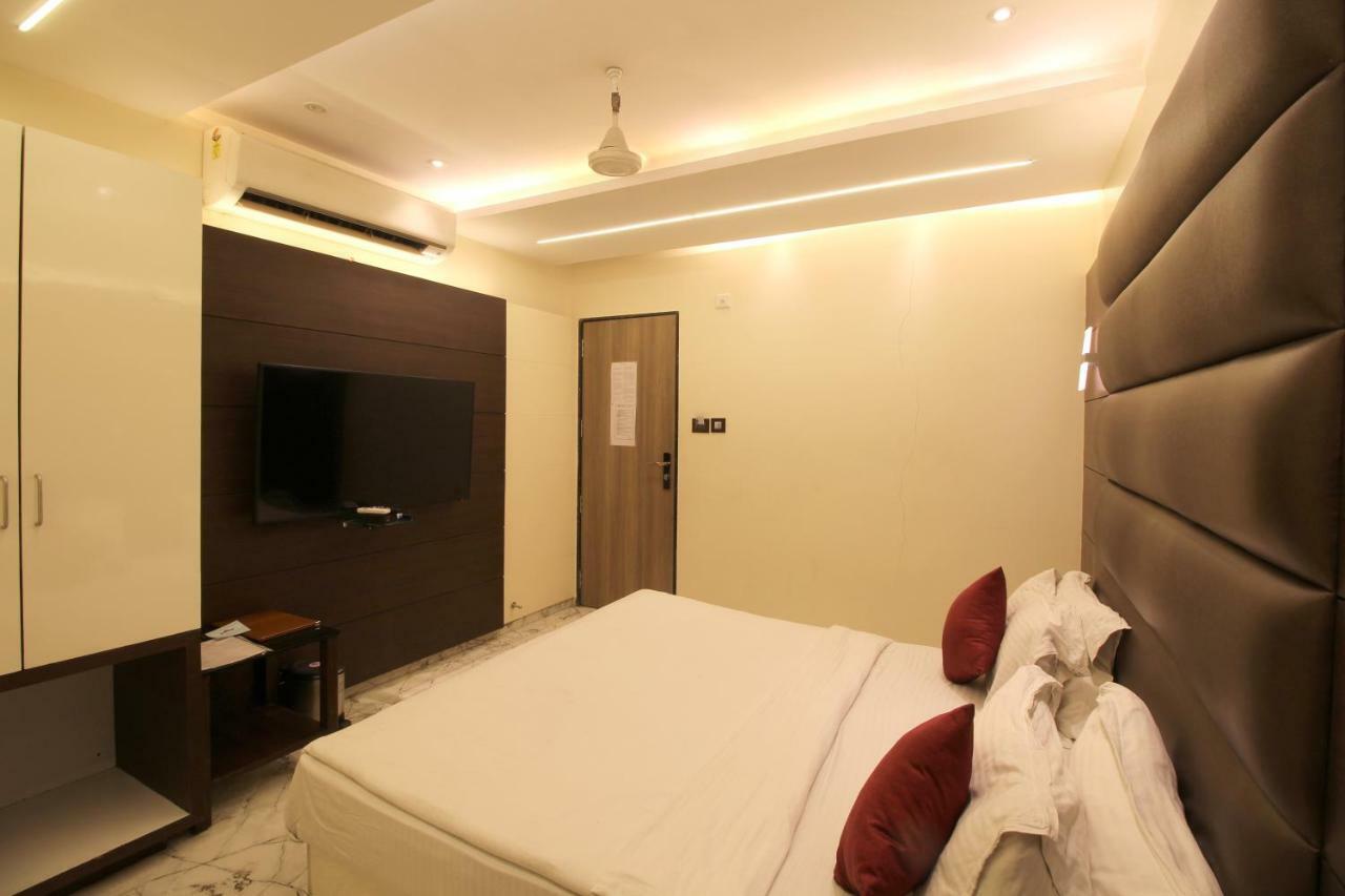 Hotel Shivam Pune Eksteriør billede