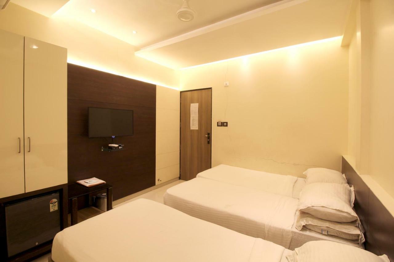 Hotel Shivam Pune Eksteriør billede