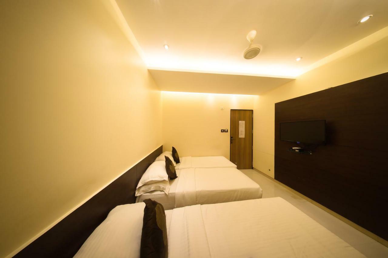 Hotel Shivam Pune Eksteriør billede
